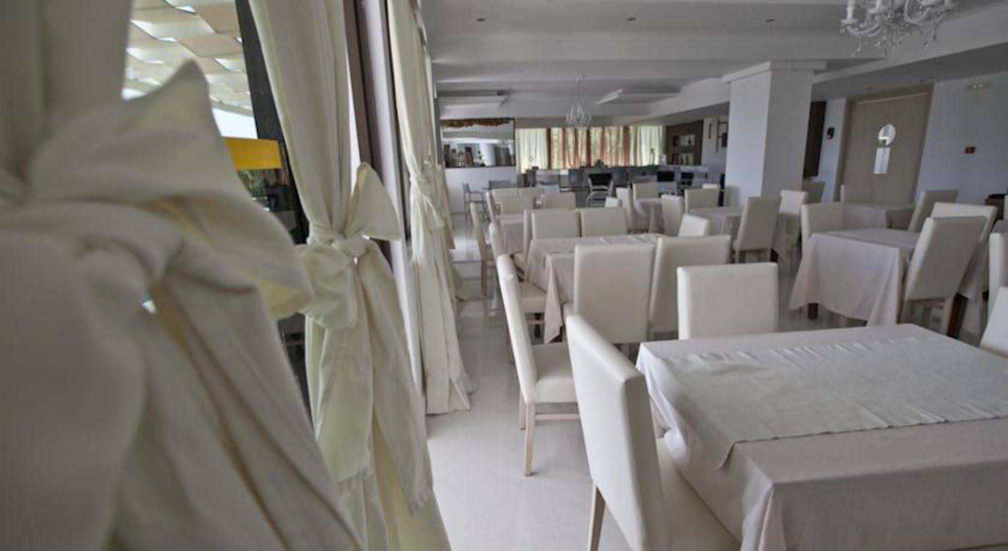 Sivila Hotel Afantou Restaurant photo